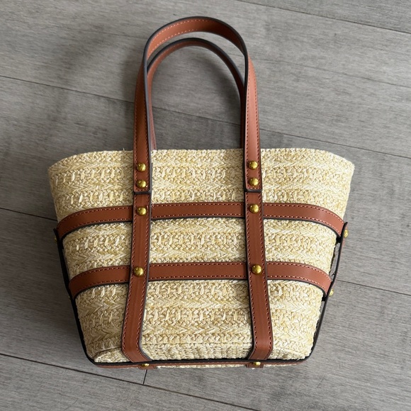 NEVER USED House of Harlow Purse - Picture 3 of 4